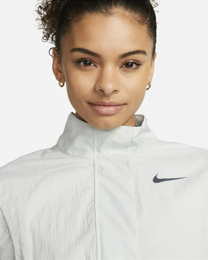 All Clothing Women Nike ThermaFIT Run Division Light Silver