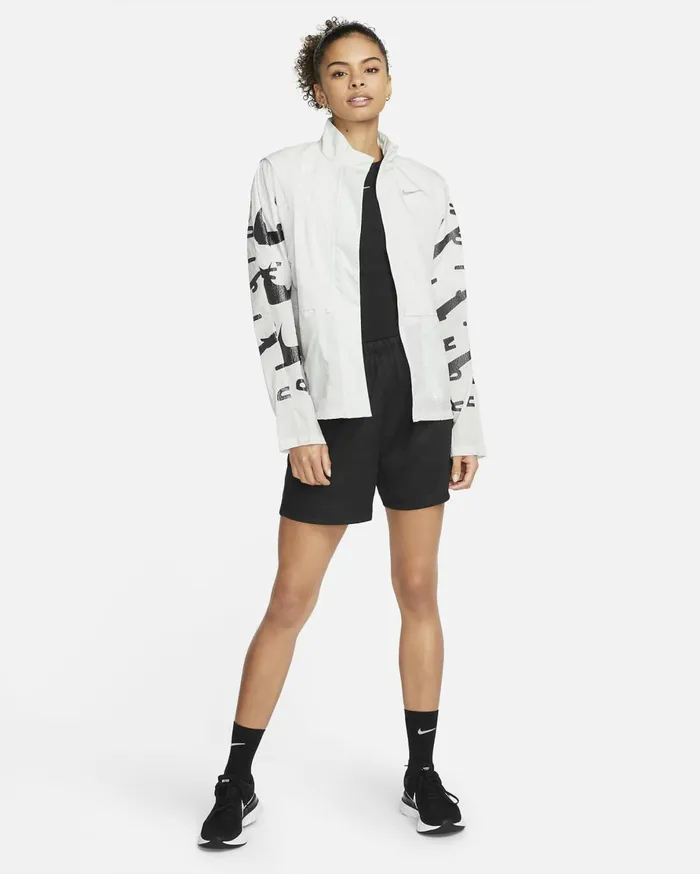 All Clothing Women Nike ThermaFIT Run Division Light Silver