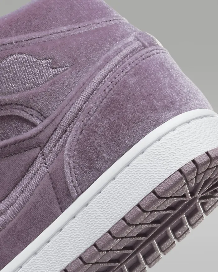 All Shoes Women Nike Air Jordan 1 Mid SE Purple Smokewhitepurple Smoke