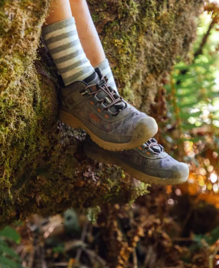Big Kid Vented Turqouise Hiking Sneakers 8211 Targhee Sport Kids KEEN Shoes Big Kid Vented Turqouise Hiking Sneakers 8211 Targhee Sport Kids KEEN Shoes