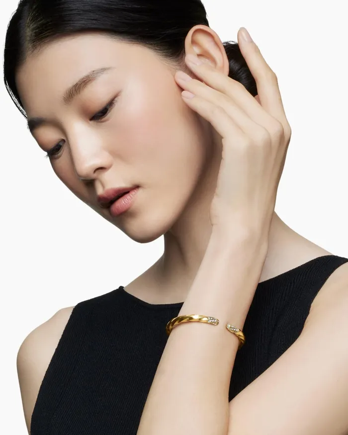 Cable Edge Bracelet In 18K Yellow Gold With Diamonds 55mm Women David Yurman Cuff Cable Edge Bracelet In 18K Yellow Gold With Diamonds 55mm Women David Yurman Cuff