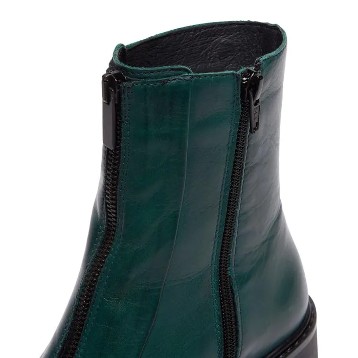 Carl Scarpa Sanica Teal Leather ZipUp Ankle Boots Women Leather Ankle Boots