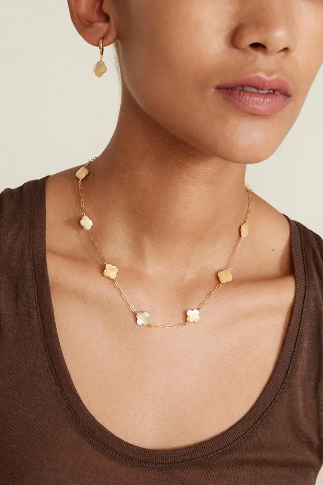 Chan Luu Necklaces Women Clover Necklace Yellow MOP