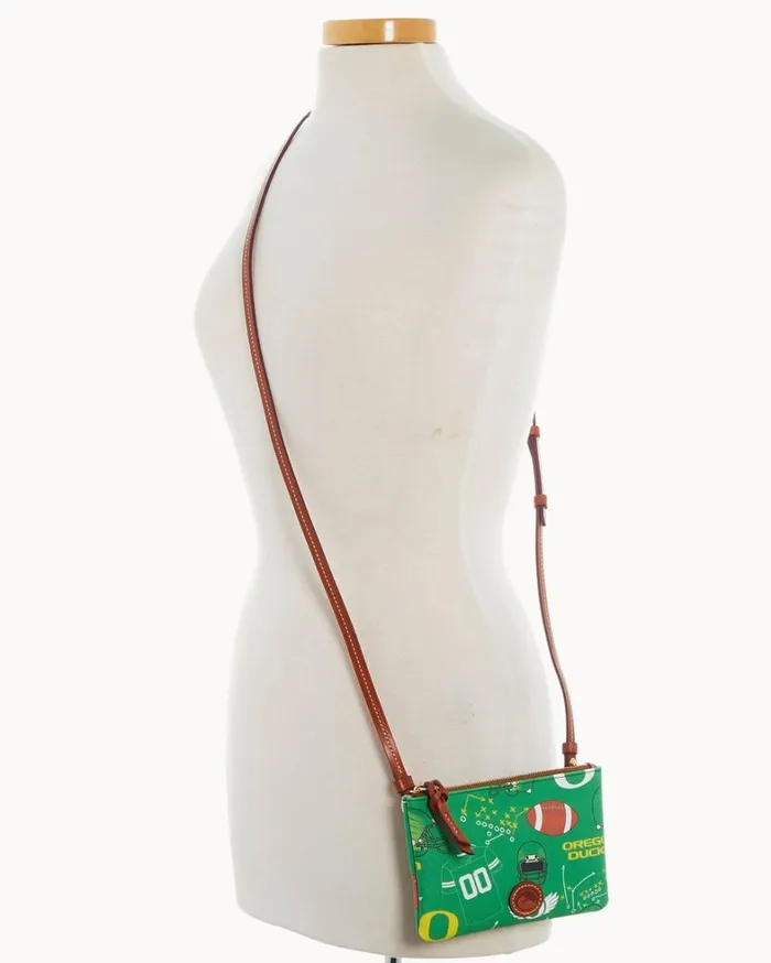 Collegiate University Of Oregon Top Zip Crossbody University Of Oregon Women Dooney and Bourke Crossbodies Collegiate University Of Oregon Top Zip Crossbody University Of Oregon Women Dooney and Bourke Crossbodies