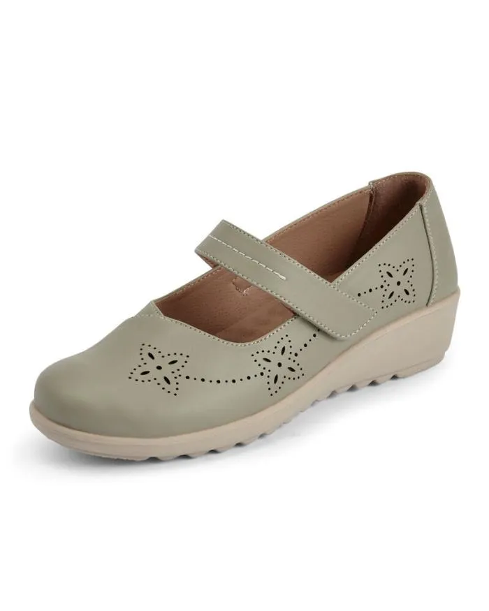 Cotton Traders Shoes Flexisole Adjustable Shoes 8211 Women