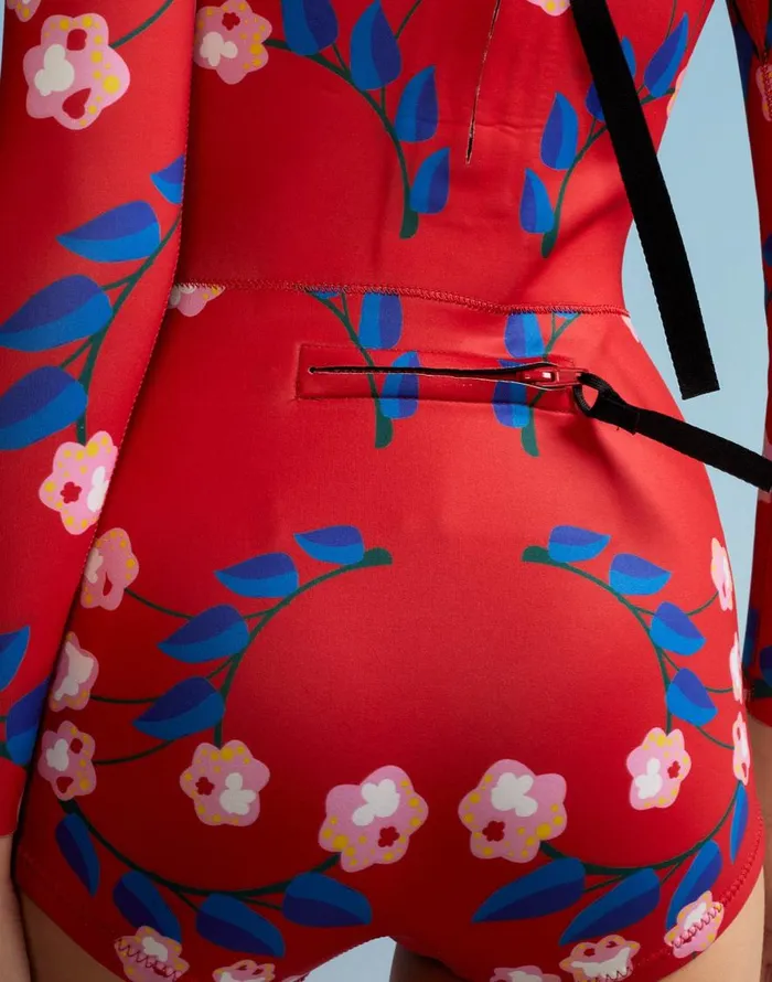 Cynthia Rowley Vine Floral Wetsuit Women Surf and Swim Cynthia Rowley Vine Floral Wetsuit Women Surf and Swim