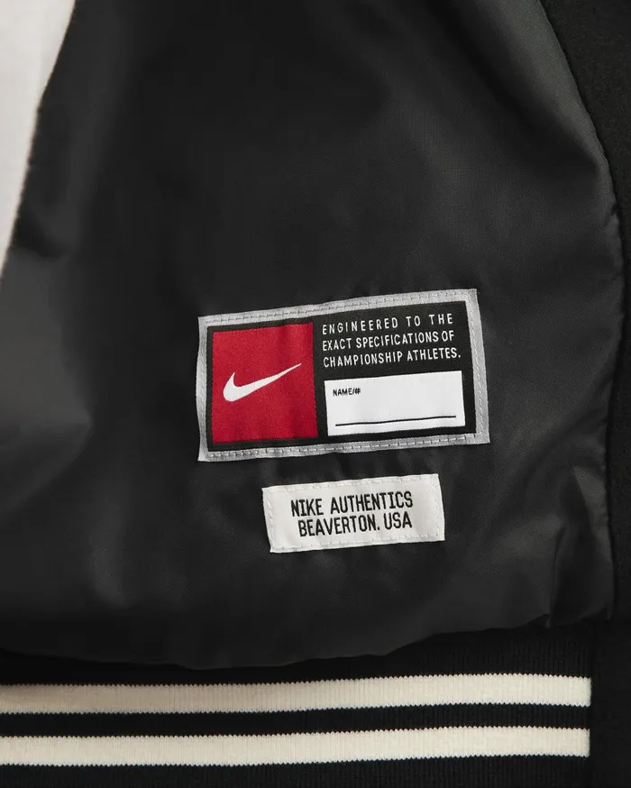 Jackets Men Nike Authentics Blackwhite