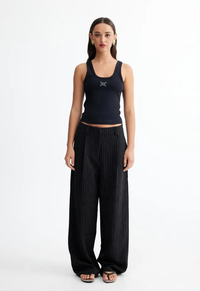 Lioness Fashion LEO PANT Onyx Pinstripe Women Pants Lioness Fashion LEO PANT Onyx Pinstripe Women Pants
