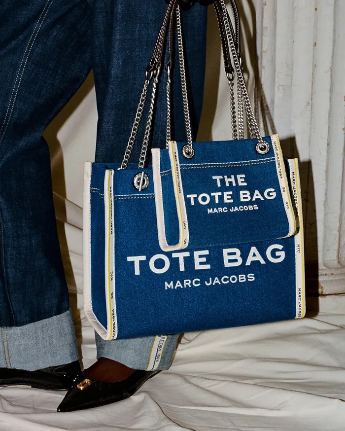 Marc Jacobs The Tote Bag Women The Denim Chain Crossbody Tote Bag Black Wash