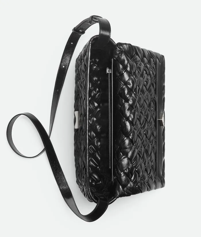 Men Bottega Veneta Crossbody Rumple Messenger Black