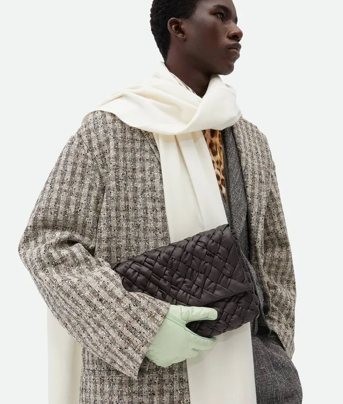 Men Bottega Veneta Crossbody Rumple Messenger Fondant