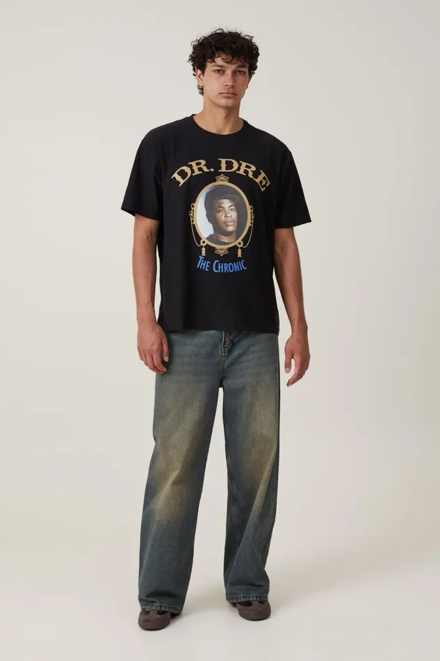 Men Tees and Tanks Cotton On Premium Loose Fit Music TShirt Lcn Bra Blackdr Dre 8211 The Chronic Men Tees and Tanks Cotton On Premium Loose Fit Music TShirt Lcn Bra Blackdr Dre 8211 The Chronic