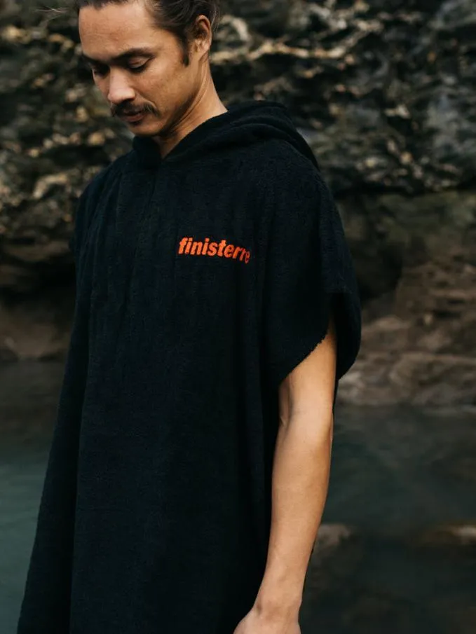 MenWomen Vean Changing Robe Black Finisterre Swimwear