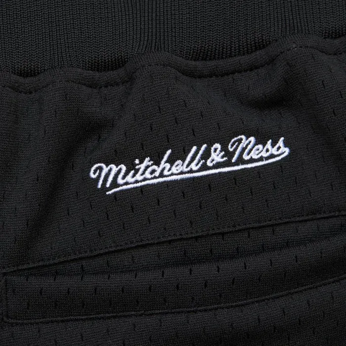 Mitchell and Ness Destination Leisure Gameday Shorts Los Angeles Lakers Men Shorts Mitchell and Ness Destination Leisure Gameday Shorts Los Angeles Lakers Men Shorts