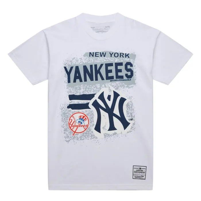 Mitchell and Ness Destination Leisure SS Graphic Tee New York Yankees Men TShirts and Tops Mitchell and Ness Destination Leisure SS Graphic Tee New York Yankees Men TShirts and Tops