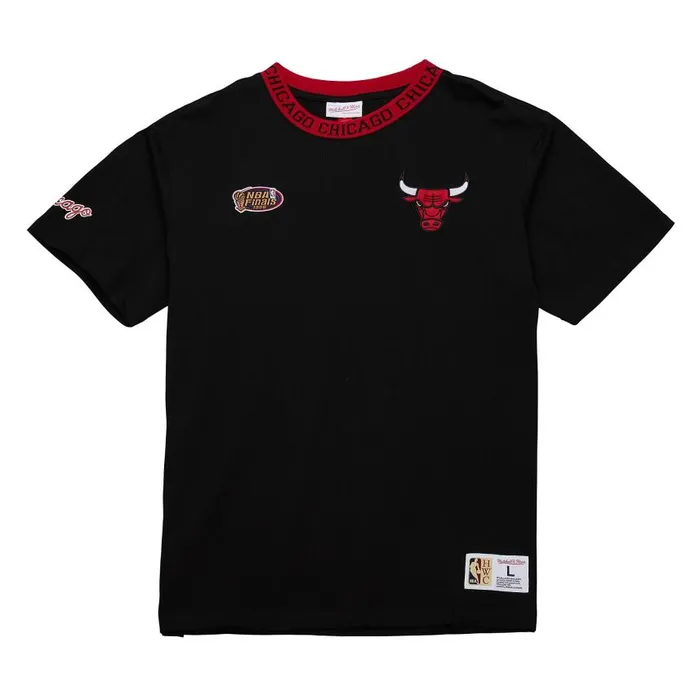 Mitchell and Ness Jacquard Ringer SS Tee Vintage Logo Chicago Bulls Men TShirts and Tops Mitchell and Ness Jacquard Ringer SS Tee Vintage Logo Chicago Bulls Men TShirts and Tops