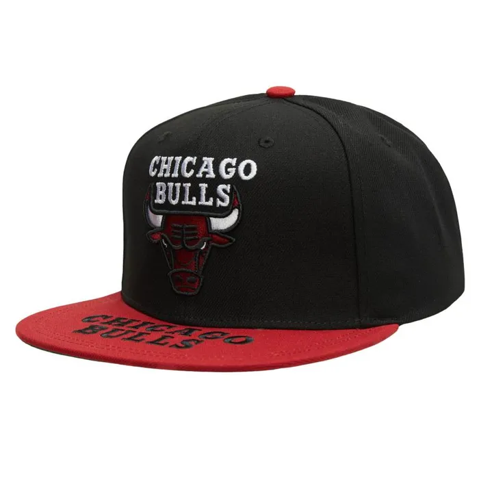 Mitchell and Ness Logo Bill Snapback Chicago Bulls Men Hats and Headwear