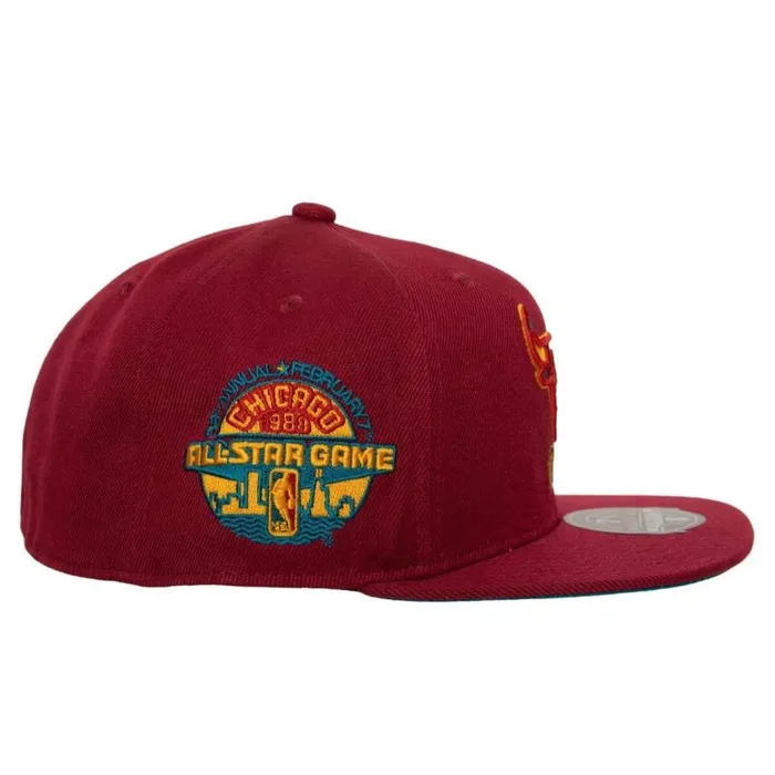 Mitchell and Ness Northern Lights Fitted HWC Chicago Bulls Men Hats and Headwear Mitchell and Ness Northern Lights Fitted HWC Chicago Bulls Men Hats and Headwear