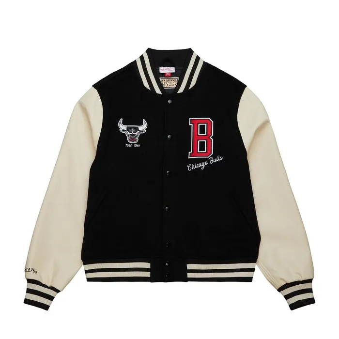 Mitchell and Ness Unisex Varsity Jacket Chicago Bulls MenWomen Jackets and Outerwear Mitchell and Ness Unisex Varsity Jacket Chicago Bulls MenWomen Jackets and Outerwear