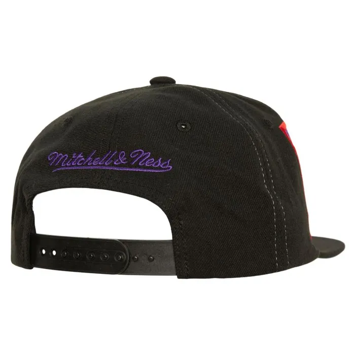Mitchell and Ness Varsity Bust Snapback HWC Toronto Raptors Men Hats and Headwear Mitchell and Ness Varsity Bust Snapback HWC Toronto Raptors Men Hats and Headwear