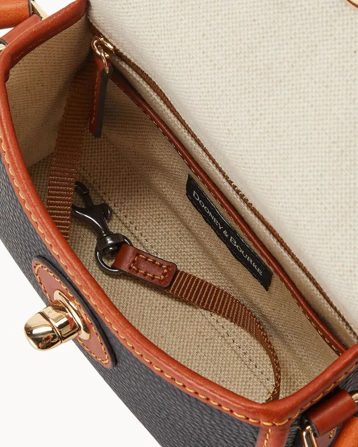Pebble Grain 18 Crossbody Black Women Dooney and Bourke Crossbodies Pebble Grain 18 Crossbody Black Women Dooney and Bourke Crossbodies