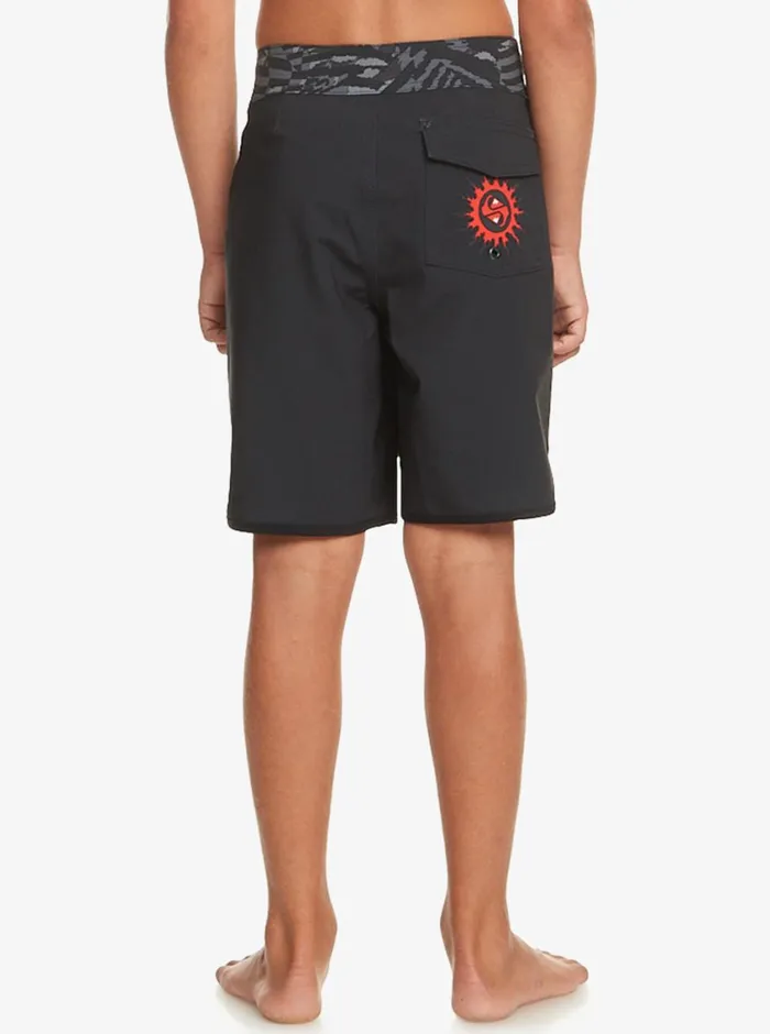 Quiksilver 816 Surfsilk Radical Scallop 16034 Boardshorts Black Boys Boardshorts Quiksilver 816 Surfsilk Radical Scallop 16034 Boardshorts Black Boys Boardshorts