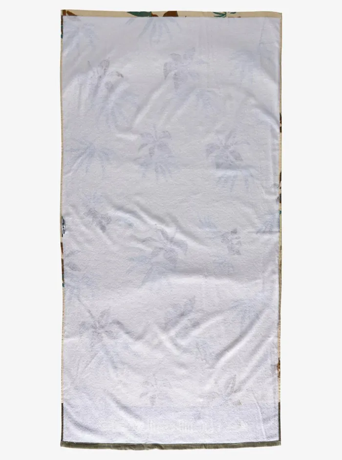 Quiksilver Freshness Beach Towel Plaza Taupe Mens Towels Quiksilver Freshness Beach Towel Plaza Taupe Mens Towels