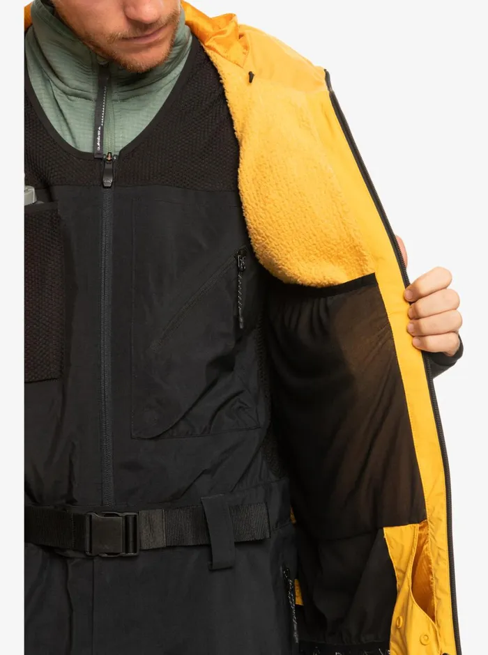 Quiksilver Ultralight GORETEX Technical Snow Jacket Mineral Yellow Mens Snow Jackets Quiksilver Ultralight GORETEX Technical Snow Jacket Mineral Yellow Mens Snow Jackets