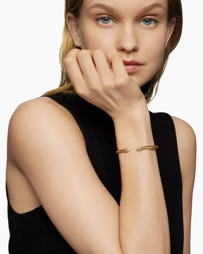 Renaissance Oval Cablespira Bracelet In 18K Yellow Gold With Diamonds 45mm Women David Yurman Cuff Renaissance Oval Cablespira Bracelet In 18K Yellow Gold With Diamonds 45mm Women David Yurman Cuff