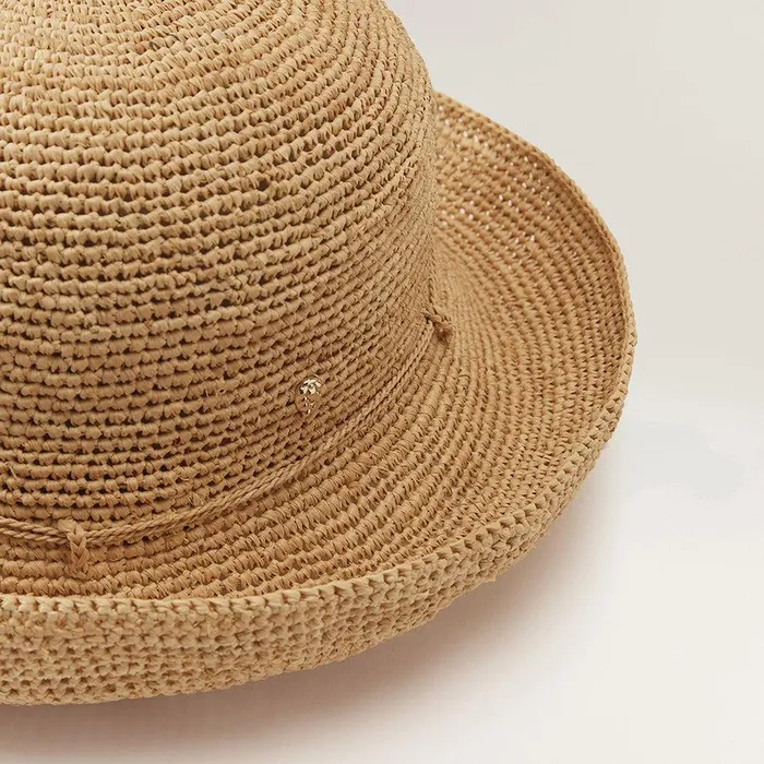 Round Crown Hats Helen Kaminski Provence 10 Natural