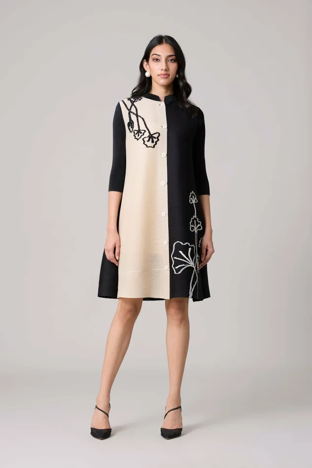Scarlet Sage Dresses Estele Dress 8211 Black and Sand 8211 Women