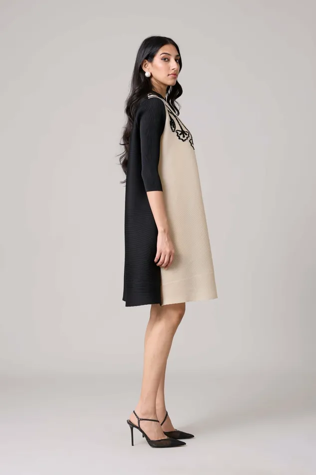 Scarlet Sage Dresses Estele Dress 8211 Black and Sand 8211 Women