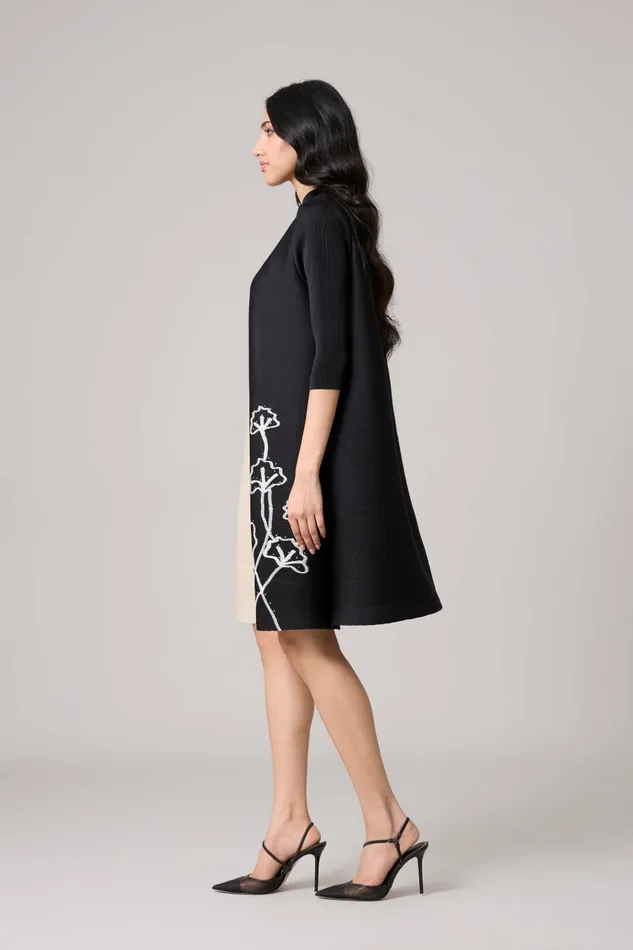 Scarlet Sage Dresses Estele Dress 8211 Black and Sand 8211 Women