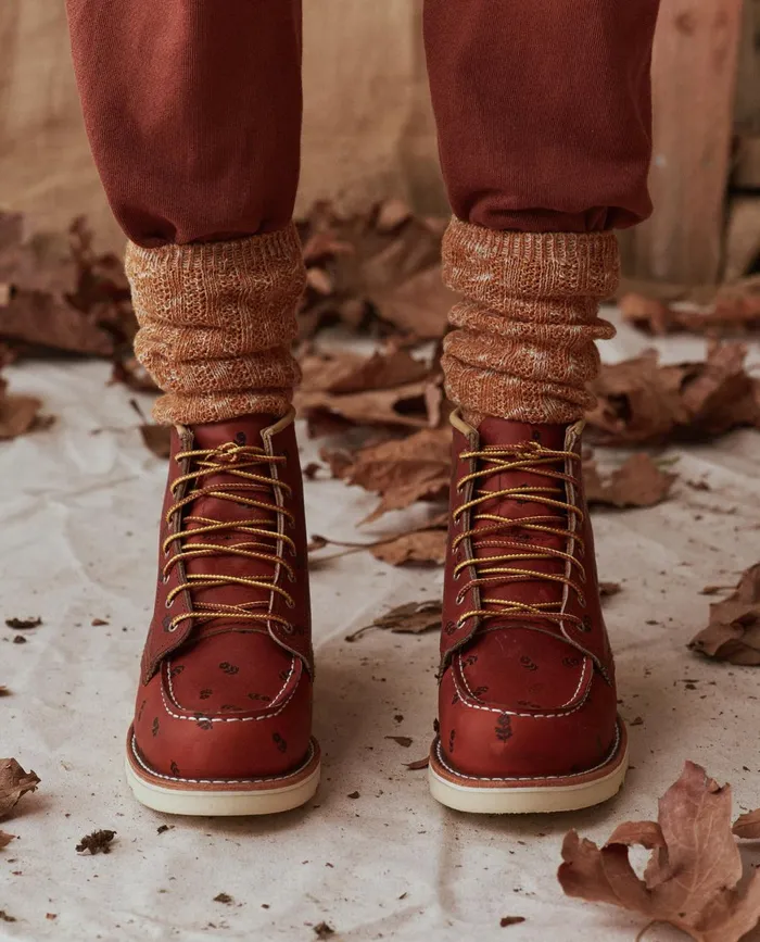 Shoes Women The Great The Red Wing Heritage Boot Oro Legacy Embossed Floral