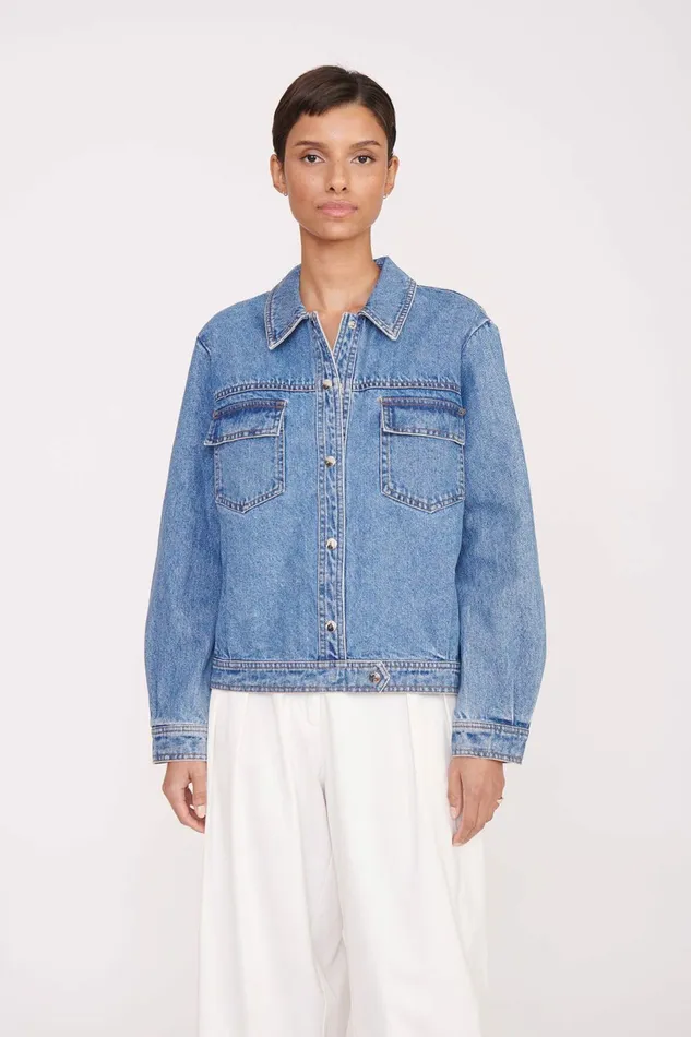 STAUD CUSTOM X CBONZ OVERSIZED RYAN DENIM JACKET Medium Wash Pet Outerwear and Jackets STAUD CUSTOM X CBONZ OVERSIZED RYAN DENIM JACKET Medium Wash Pet Outerwear and Jackets