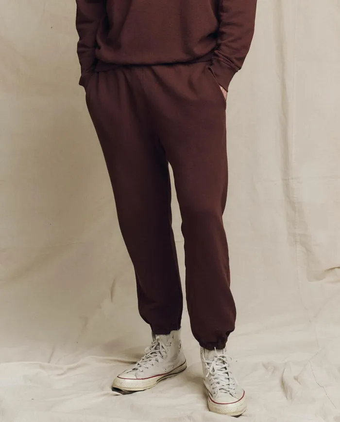 Tees and Sweats Men The Great The Men039s Stadium Sweatpant Toasted Walnut