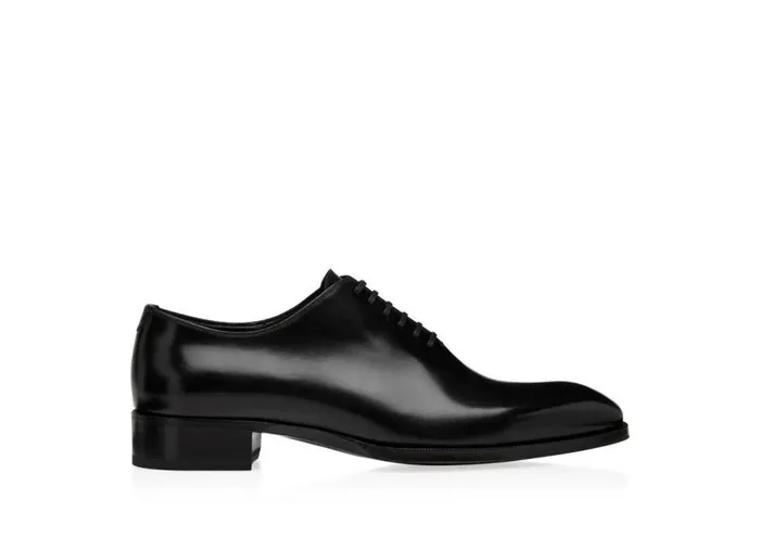 TOM FORD LaceUps Men BURNISHED LEATHER ELKAN LACE UP Black