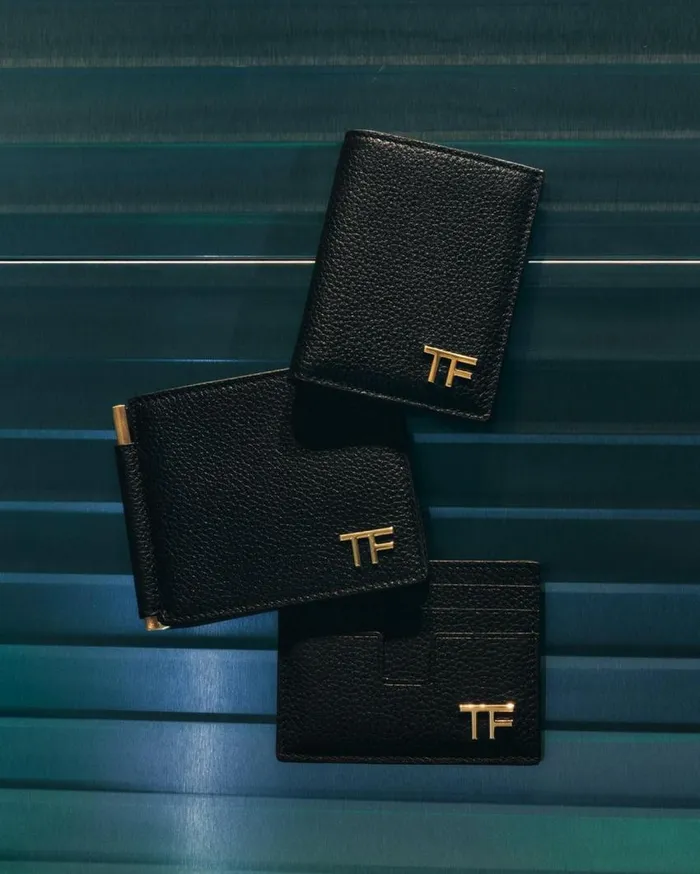 TOM FORD Small Leather Goods Men GRAIN LEATHER FOLDING CARDHOLDER Black TOM FORD Small Leather Goods Men GRAIN LEATHER FOLDING CARDHOLDER Black