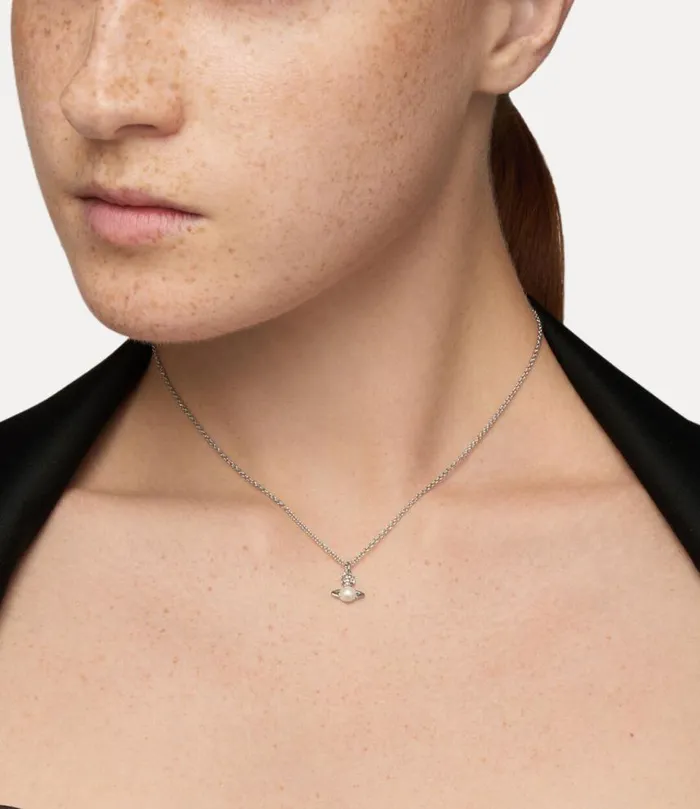 Women Balbina Pendant Necklace Platinumcreampearl Vivienne Westwood Classic Styles Women Balbina Pendant Necklace Platinumcreampearl Vivienne Westwood Classic Styles