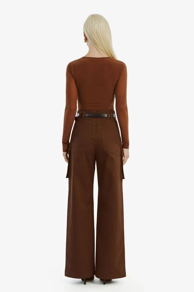 Women Bardot Pants Tybi Cotton Cargo Pant In Chocolate