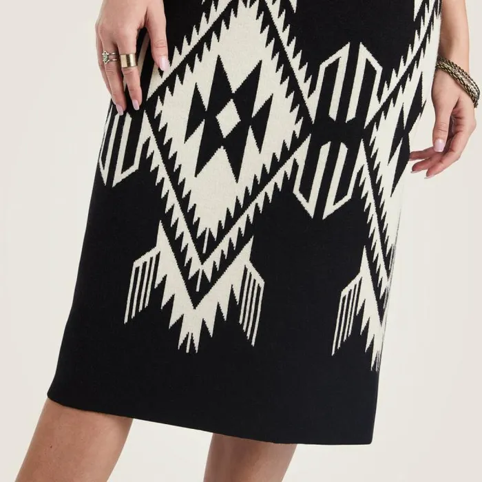 Women Dresses and Skirts Ariat Chimayo Sweater Skirt Blkbuttercream Women Dresses and Skirts Ariat Chimayo Sweater Skirt Blkbuttercream