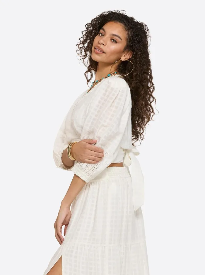 Women Jessica Simpson Tops and Tees Patsy Top In Gardenia