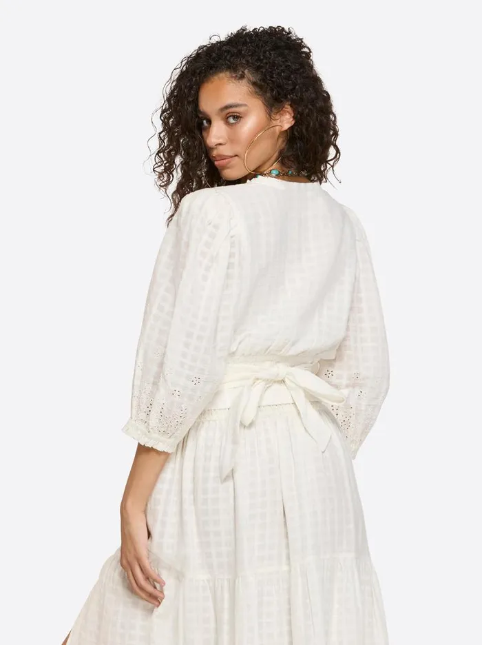 Women Jessica Simpson Tops and Tees Patsy Top In Gardenia