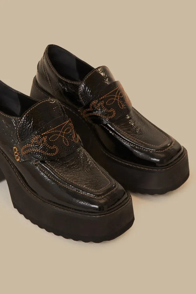 Women Loafers and Mules Farm Rio Black Platform Loafer