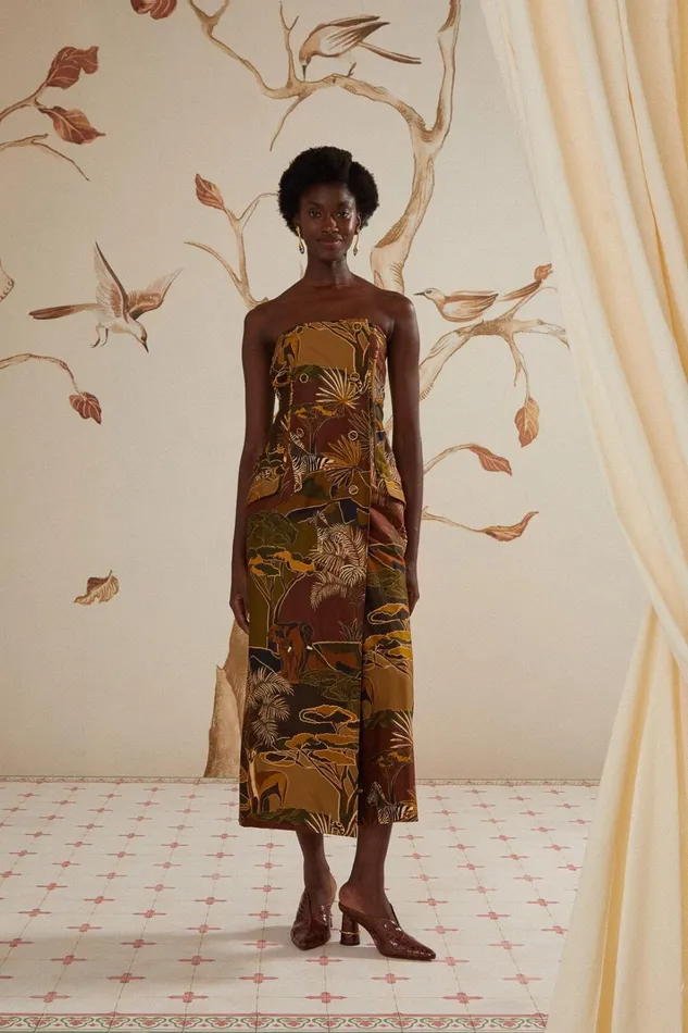 Women Midi Dresses Farm Rio Savana Dream Caramel Strapless Buttonned Midi Dress Women Midi Dresses Farm Rio Savana Dream Caramel Strapless Buttonned Midi Dress
