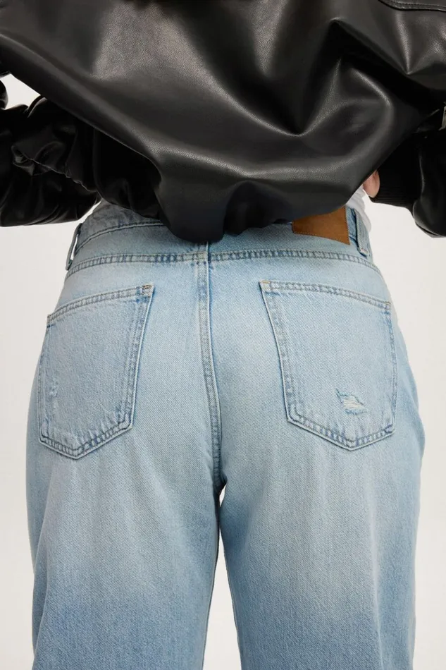 Women Pants Cotton On Original Straight Jean Air Blue Worn Women Pants Cotton On Original Straight Jean Air Blue Worn