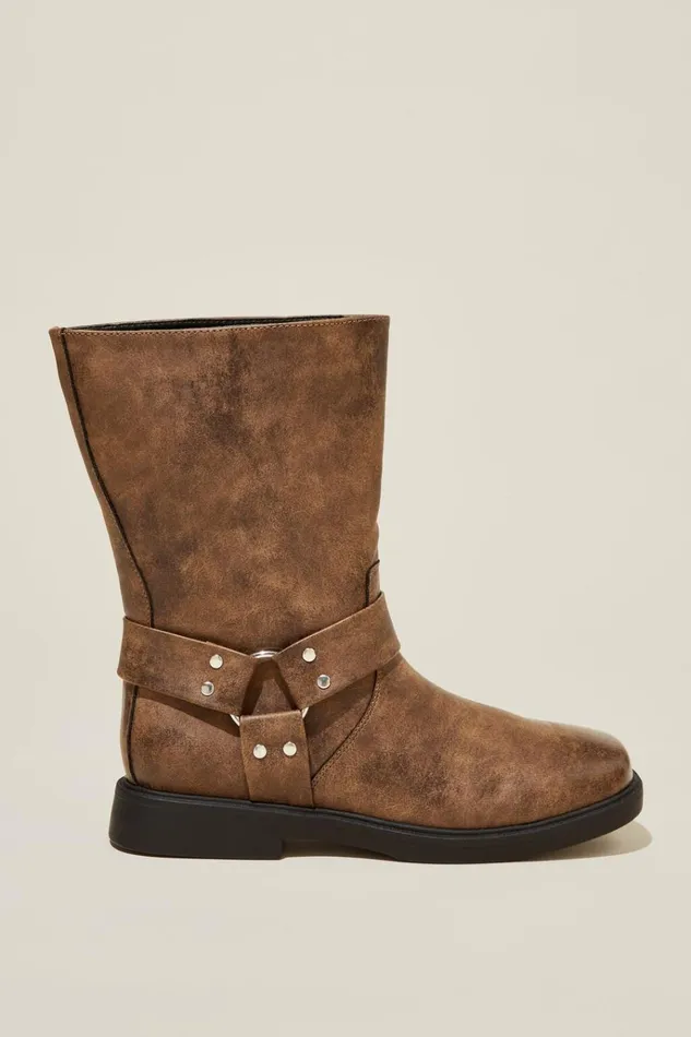 Women Shoes and Slippers Cotton On Ryder Biker Boot Brown Distressed Vegan Leather Women Shoes and Slippers Cotton On Ryder Biker Boot Brown Distressed Vegan Leather