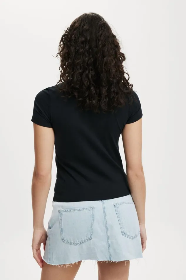 Women Tops Cotton On Fitted Lcn Graphic Longline Tee Lcn Br Olivia Rodrigo Gutsblack Women Tops Cotton On Fitted Lcn Graphic Longline Tee Lcn Br Olivia Rodrigo Gutsblack
