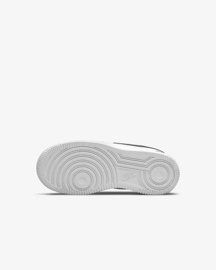 Younger Kids 3 8211 7 Years Kids Nike Force 1 LV8 Whitemetallic Goldwhiteblack